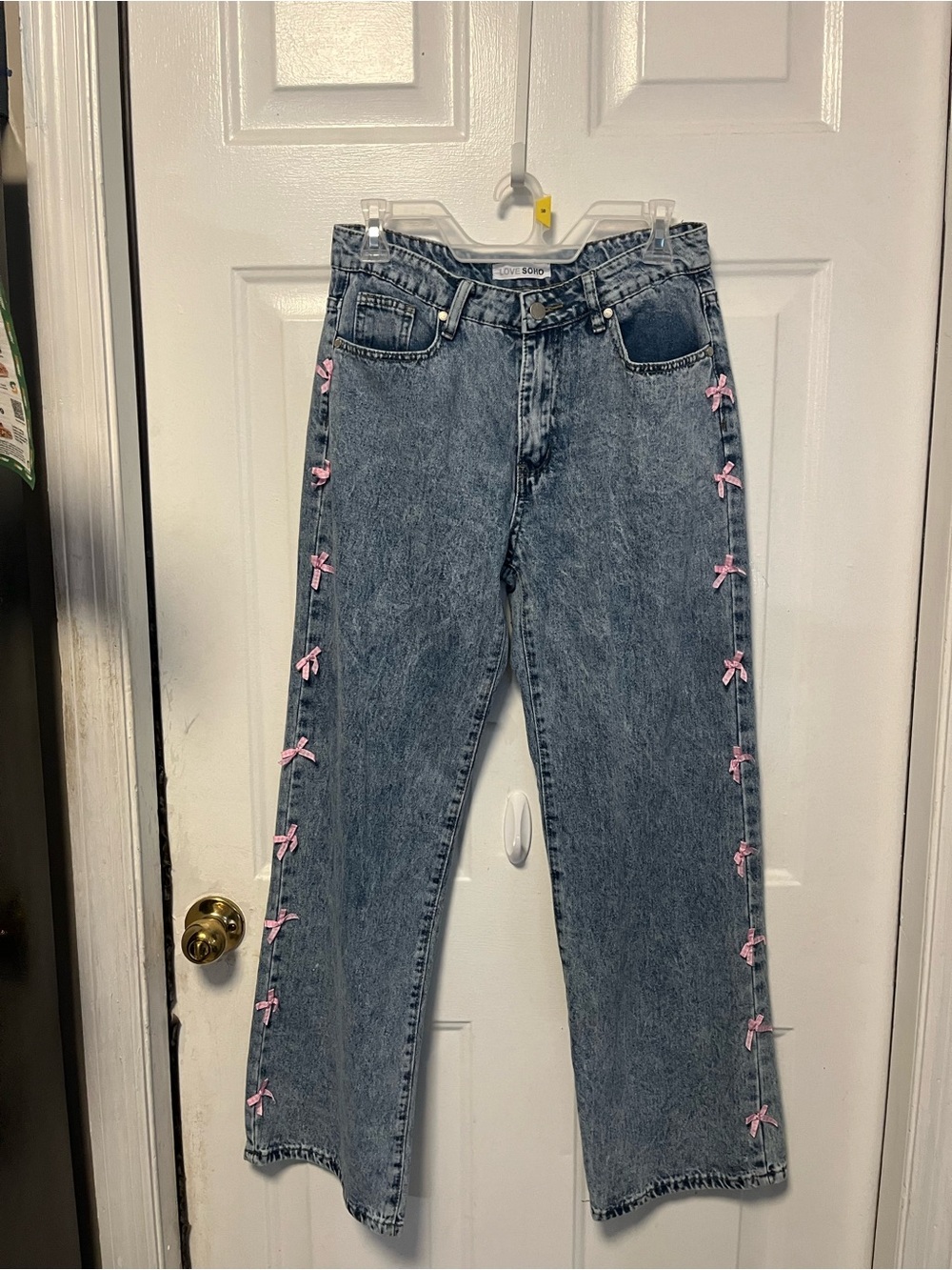 Love SoHo Light Wash Flare Jeans with Pink Bow Trim size 9 NWOT